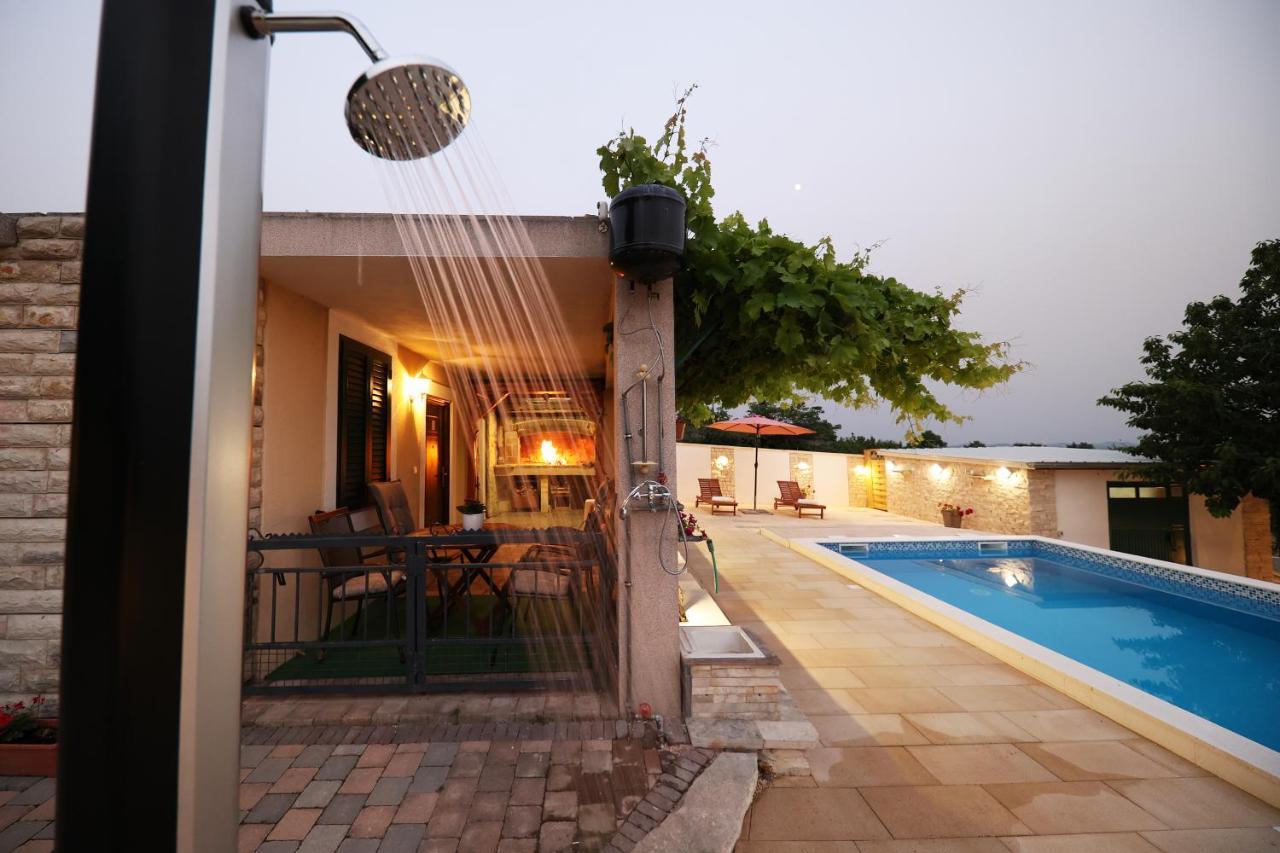 בנקובאץ Country House Korlat מראה חיצוני תמונה