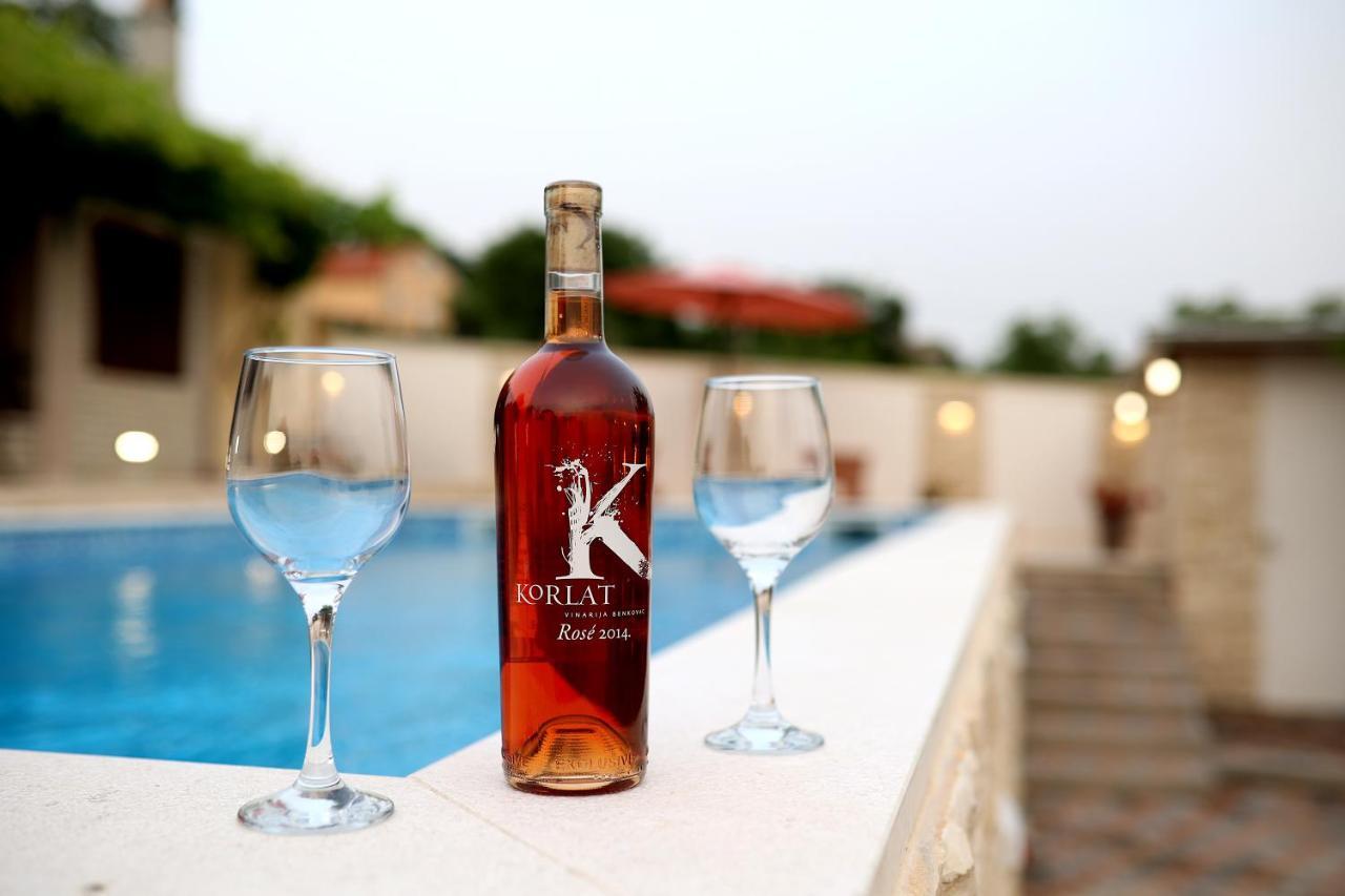 בנקובאץ Country House Korlat מראה חיצוני תמונה